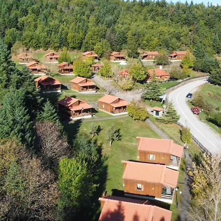 Ξενοδοχείο με διαμερίσματα Livadaki Village - δασικό χωριό λιβαδάκι