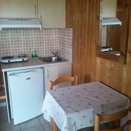 Livadaki Village - δασικό χωριό λιβαδάκι