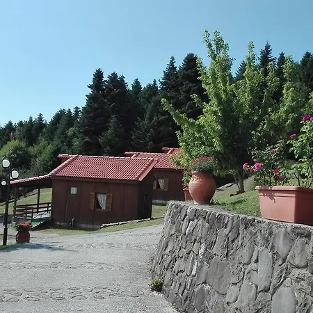 Livadaki Village - δασικό χωριό λιβαδάκι Apartmanhotel