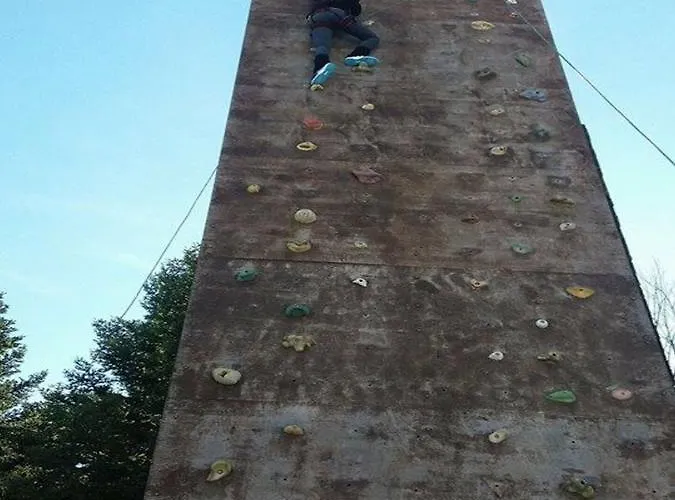 Ξενοδοχείο με διαμερίσματα Livadaki Village 3*